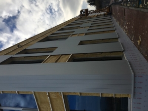 Fachada metálica aluminio Nave Lontana