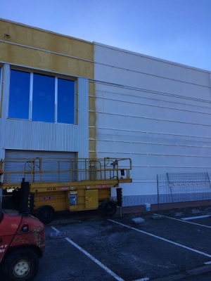 Fachada metálica aluminio Nave Lontana