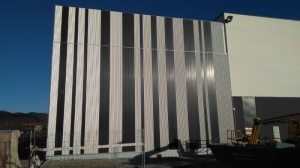 Fachada metálica aluminio Nave Lontana